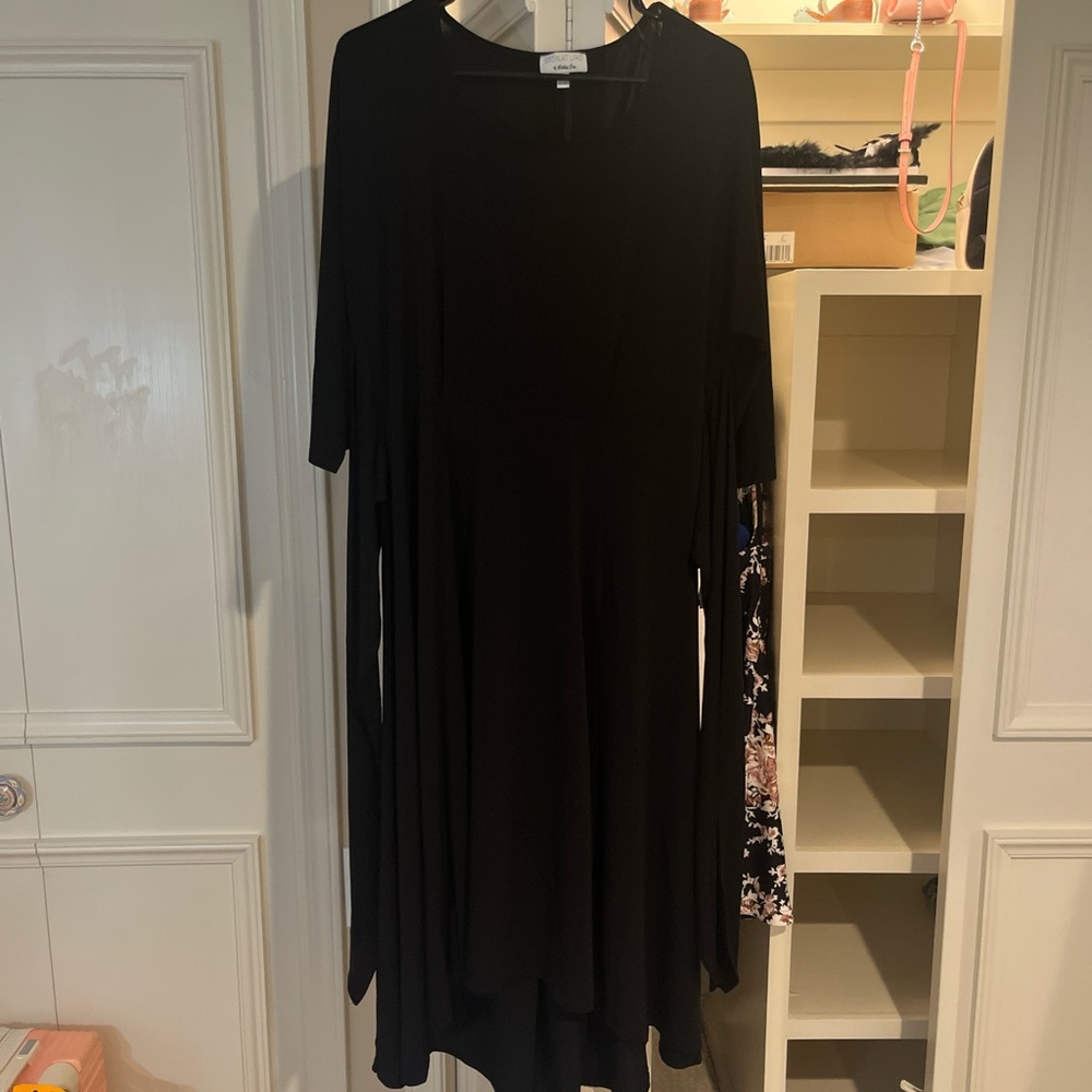 Robbie Bee Black 3/4 Sleeve Crew Neck Dress